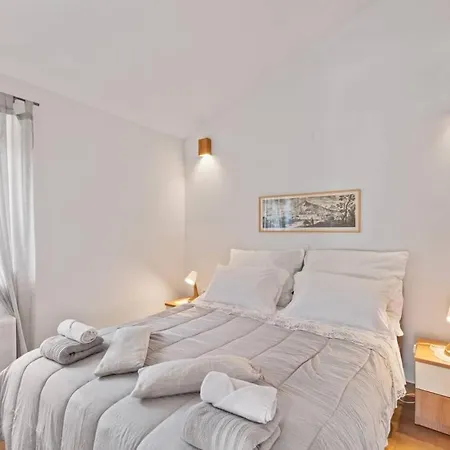 Apartment Picaferaj